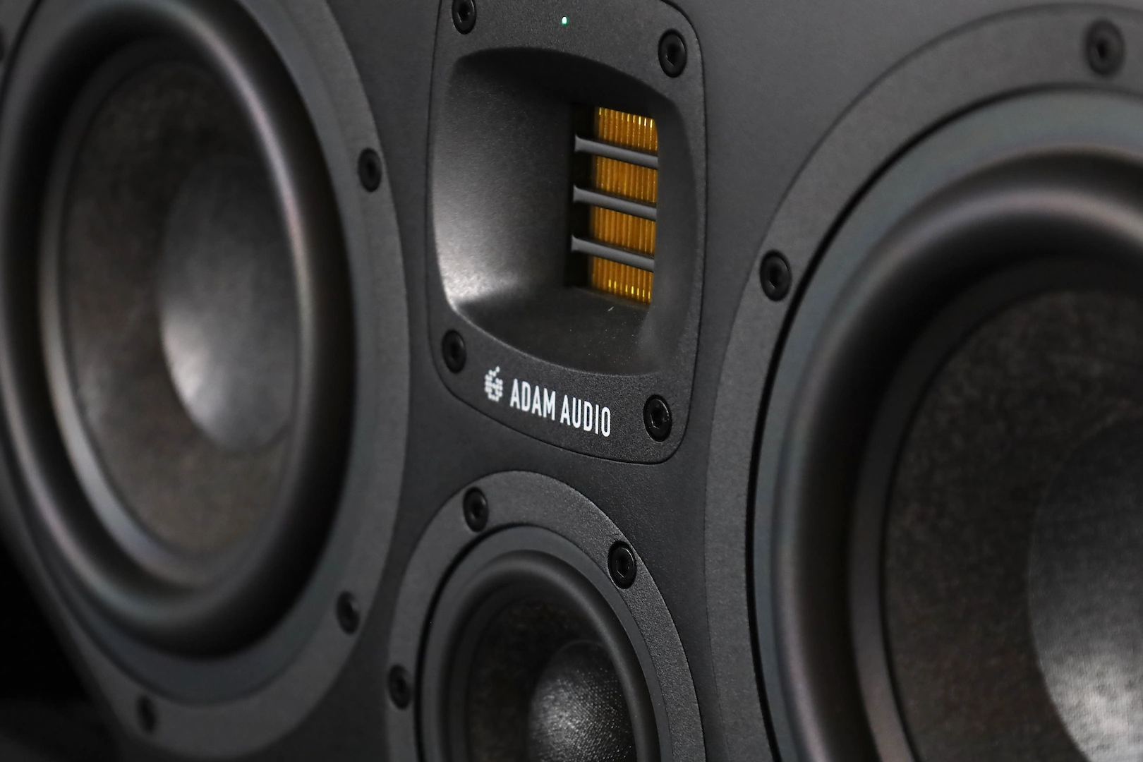 ADAM Audio Studiomonitor Detailaufnahme