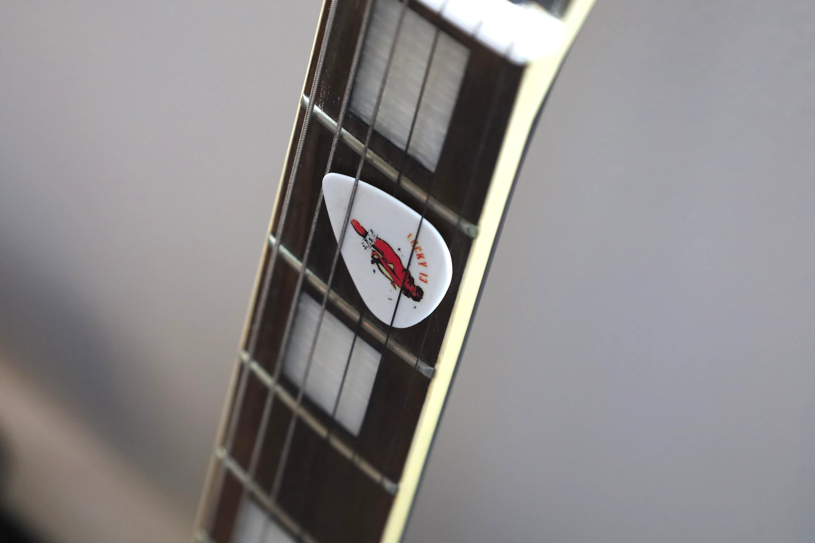 Gitarren-Detail für Musikproduktion